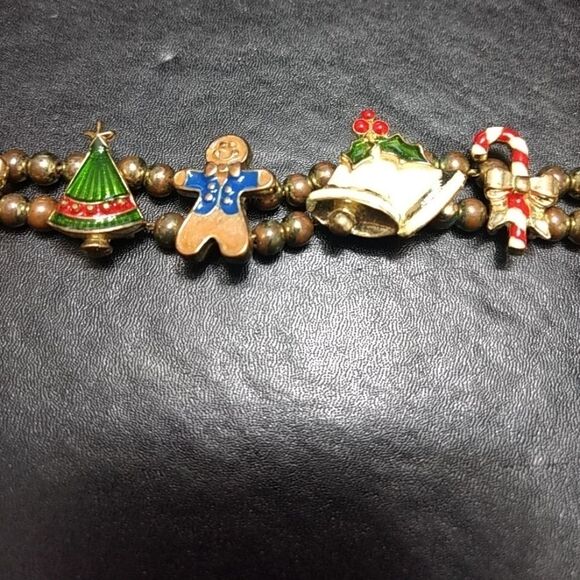 Vintage Avon gold tone holiday charm bracelet - Picture 1 of 8